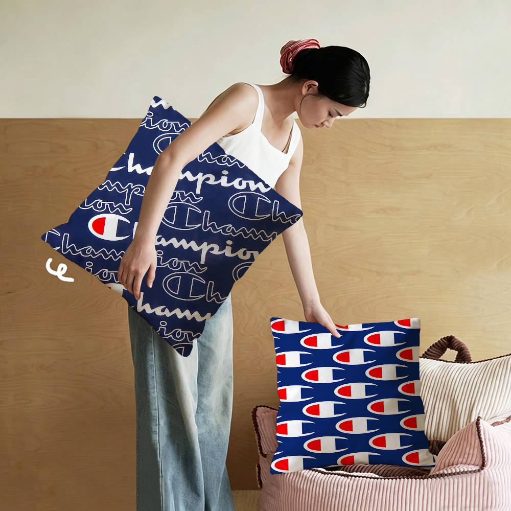 Famous brand C-Champion logo P - огляд і ціна Home Textiles Logo