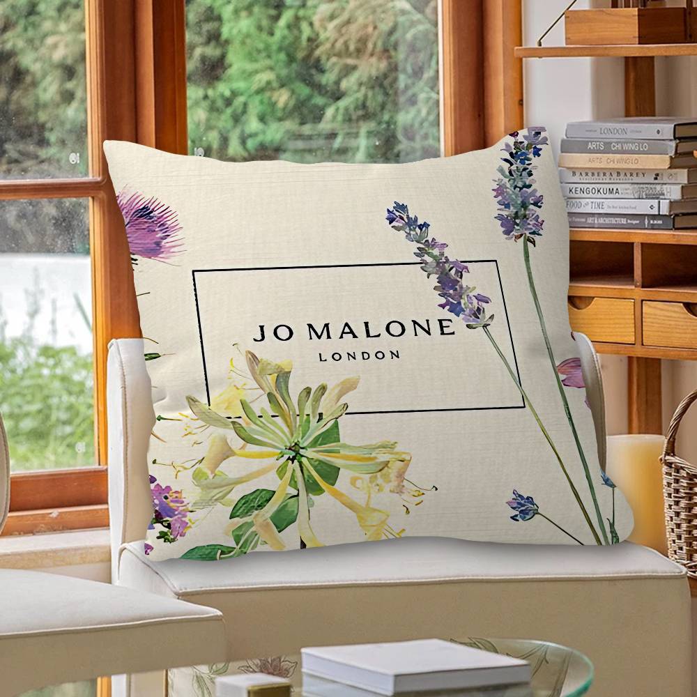 J-Jo M-Malone L-LOGO Cushion C - огляд і ціна Home Textiles Logo